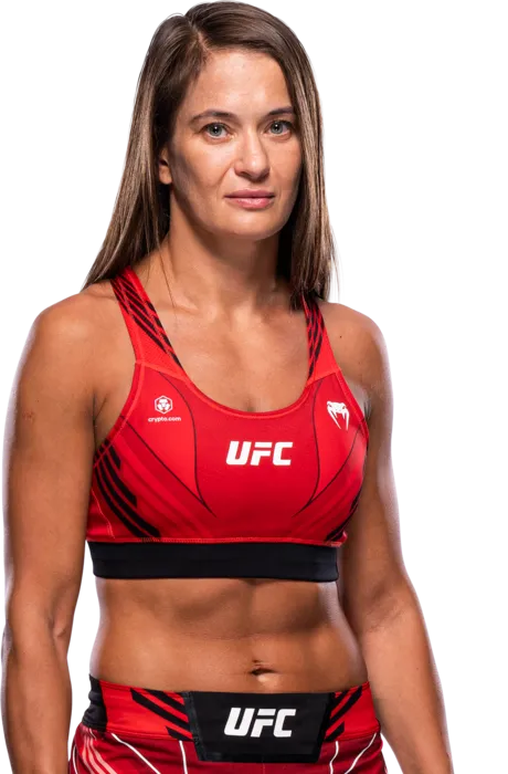 Karolina Kowalkiewicz athlete